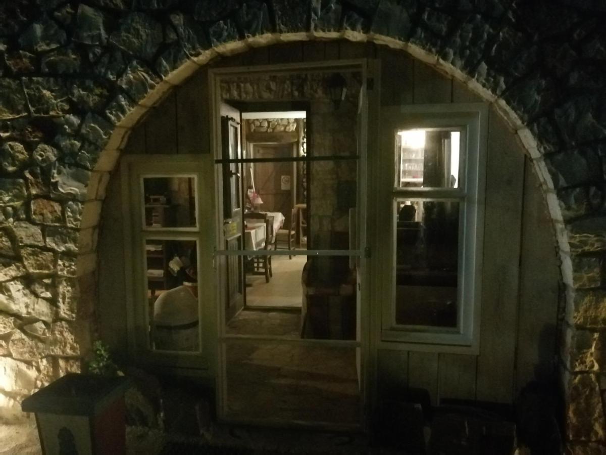 Yono'S Traditional House Ano Ravenia المظهر الخارجي الصورة