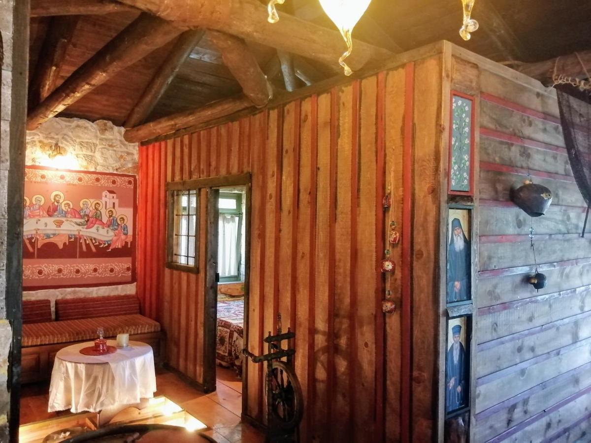 Yono'S Traditional House Ano Ravenia المظهر الخارجي الصورة
