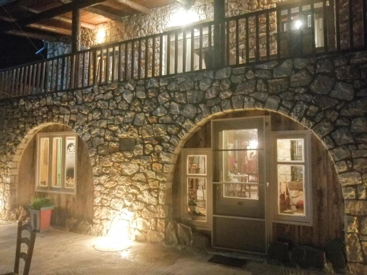 Yono'S Traditional House Ano Ravenia المظهر الخارجي الصورة