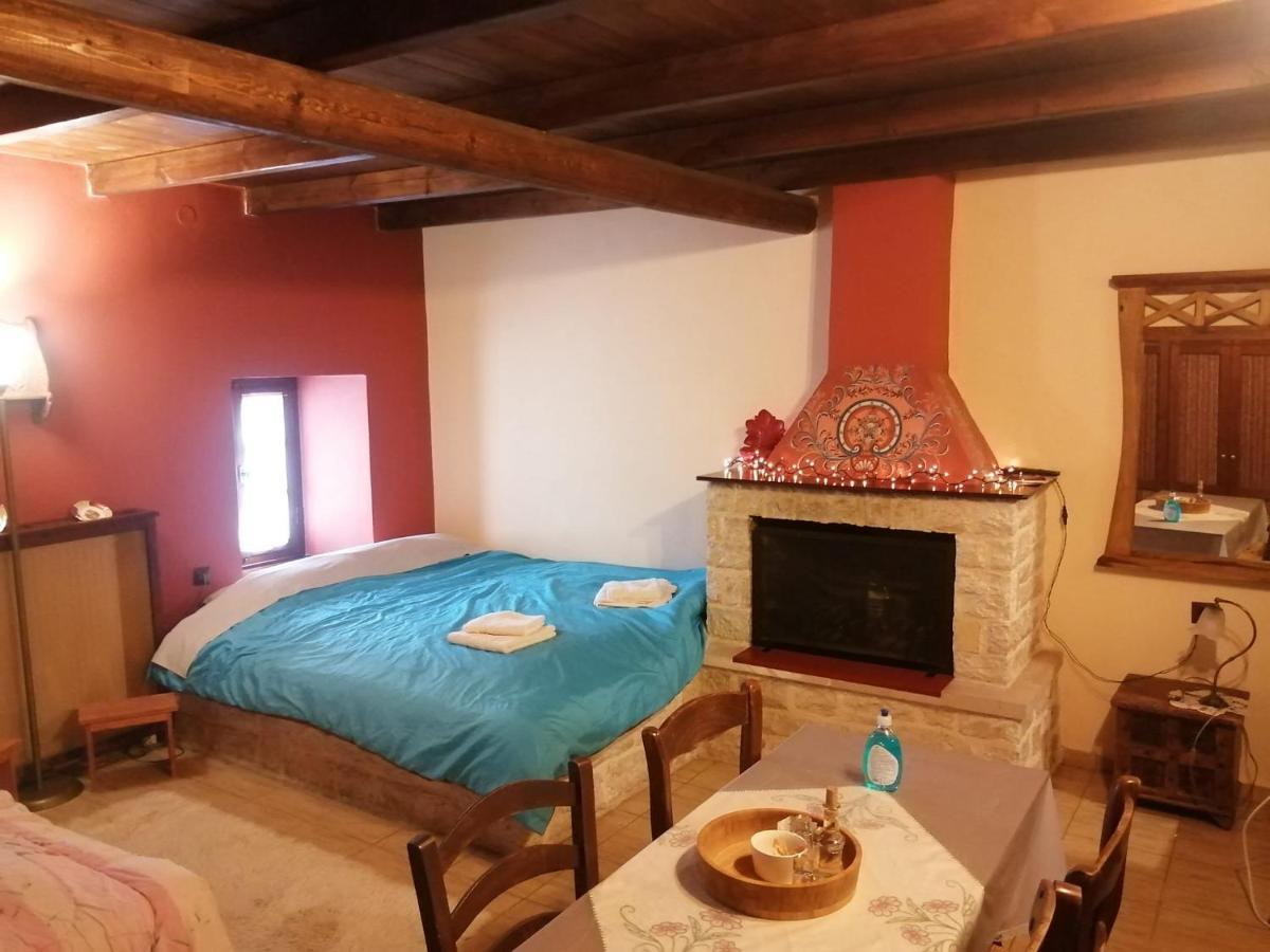 Yono'S Traditional House Ano Ravenia المظهر الخارجي الصورة