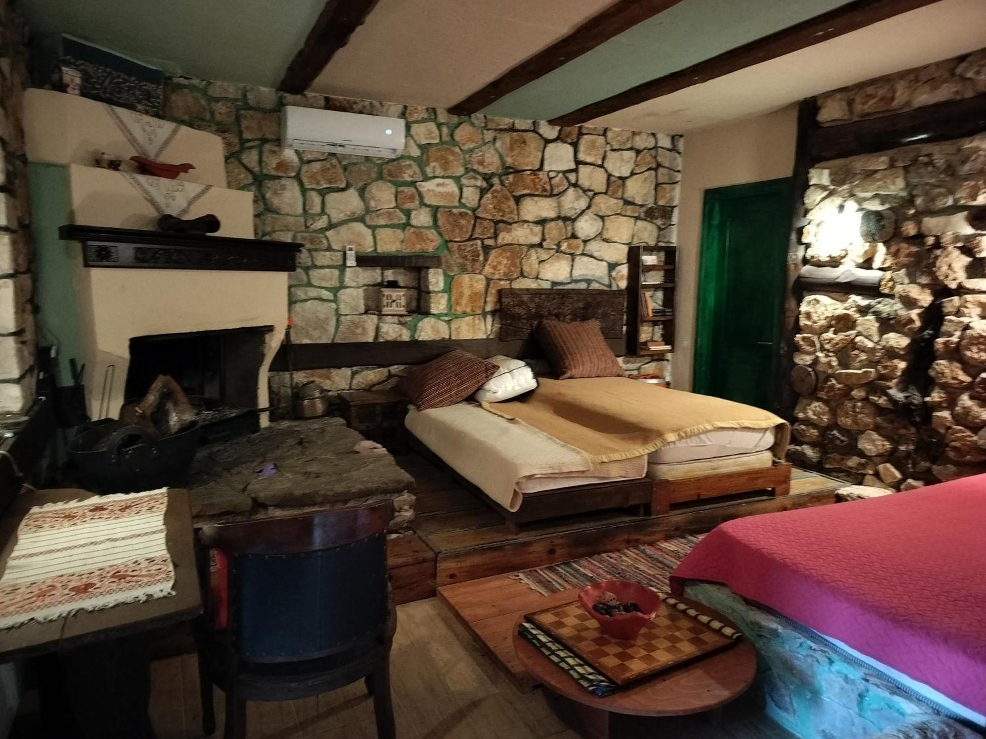 Yono'S Traditional House Ano Ravenia المظهر الخارجي الصورة